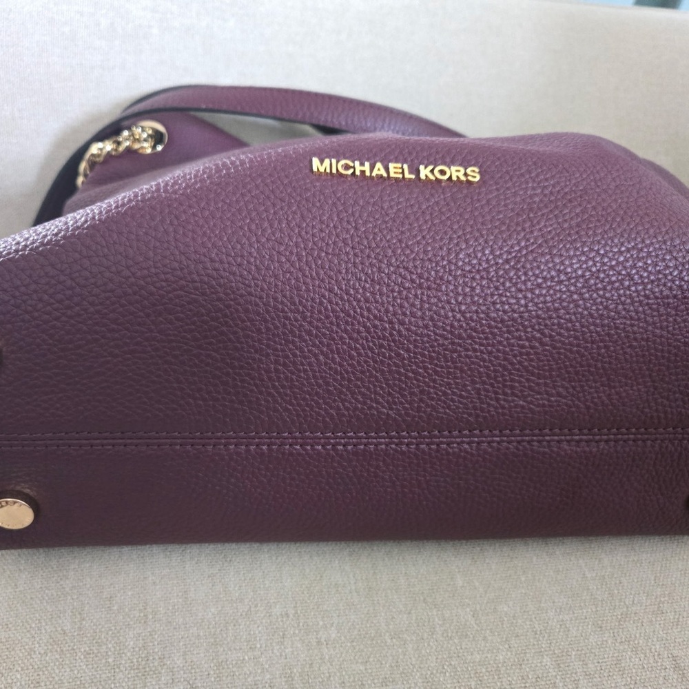 NWT Michael Kors Plum Leather Shoulder Bag and Wallet - Picture 7 of 8